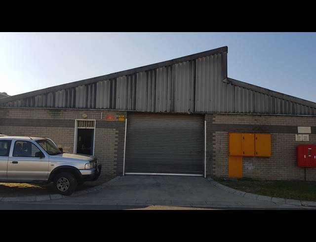 225M² FACTORY RENTED IN BLACKHEATH INDUSTRIAL